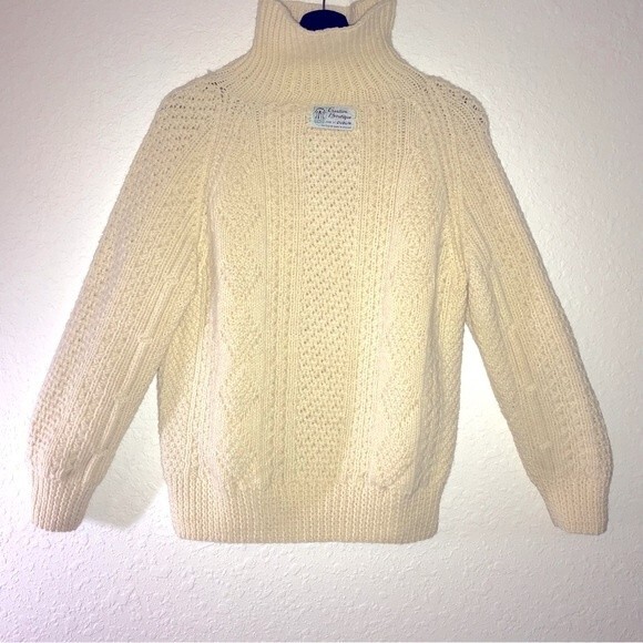 Vintage Mock Neck Hand Crafted Women's Wool Sweater (Soft & Warm) - Picture 2 of 4